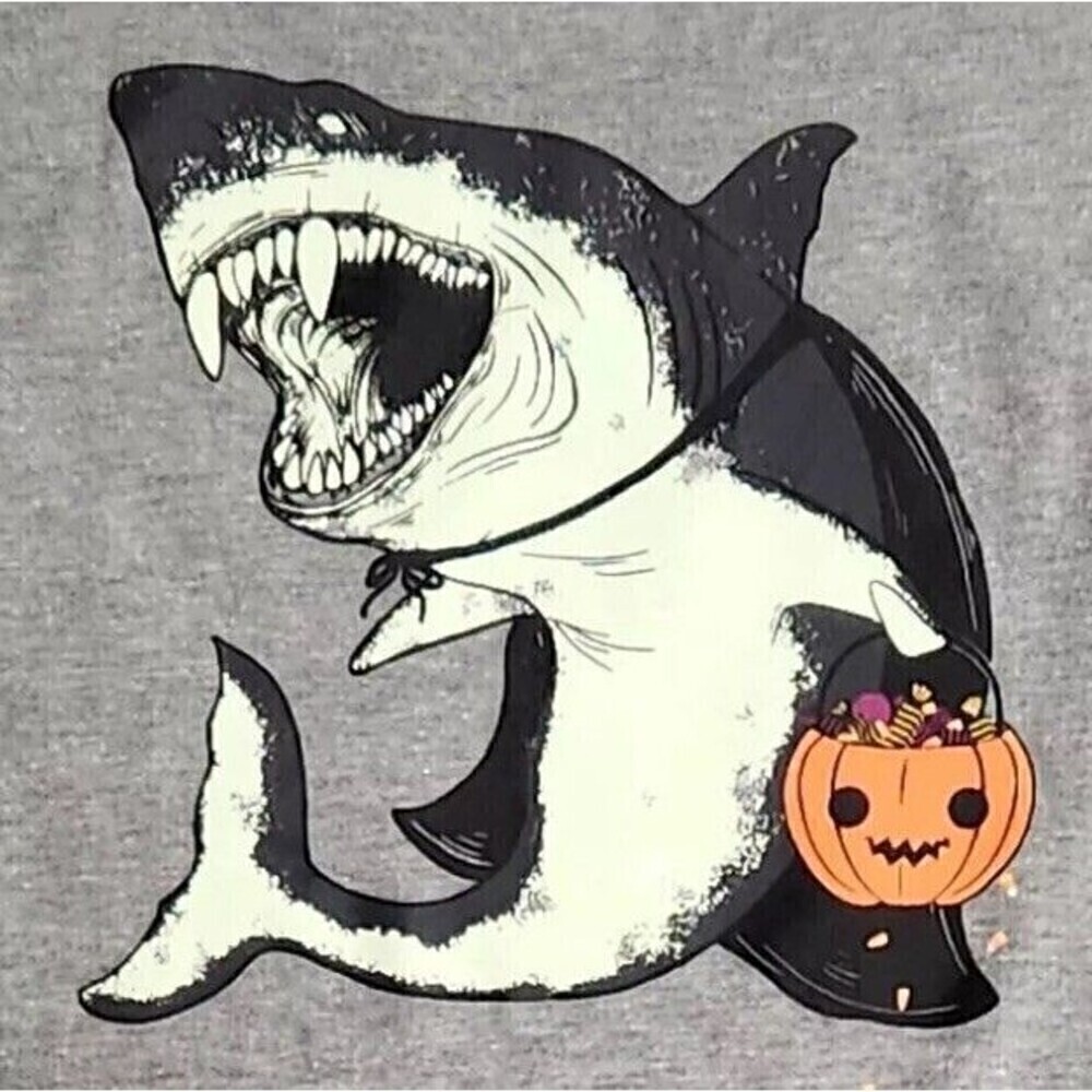 Glow In The Dark Shark Trick or Treat Halloween T-Shirt Size XS(4-5) Long Sleeve